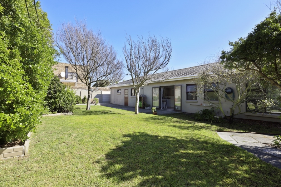 4 Bedroom Property for Sale in Melkbosstrand Central Western Cape
